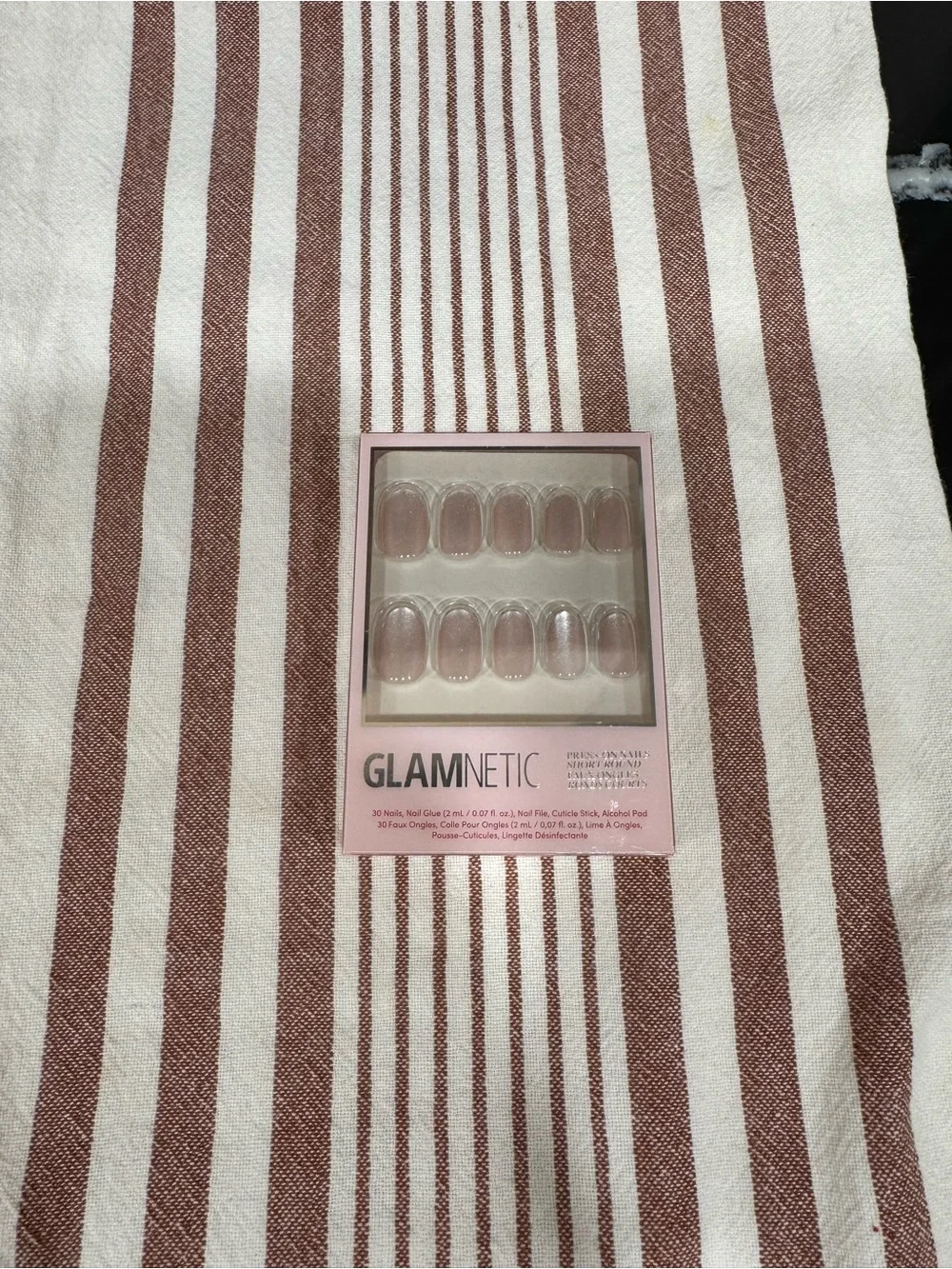 GLAMNETIC Press-On Nails - Set of 3 Short Oval